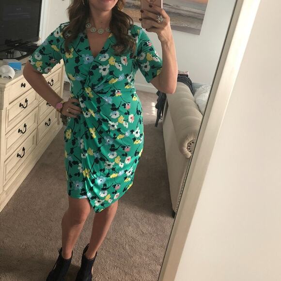 Banana Republic Women's Green Floral Asymmetrical Knee Length Dress Size M - Picture 7 of 7